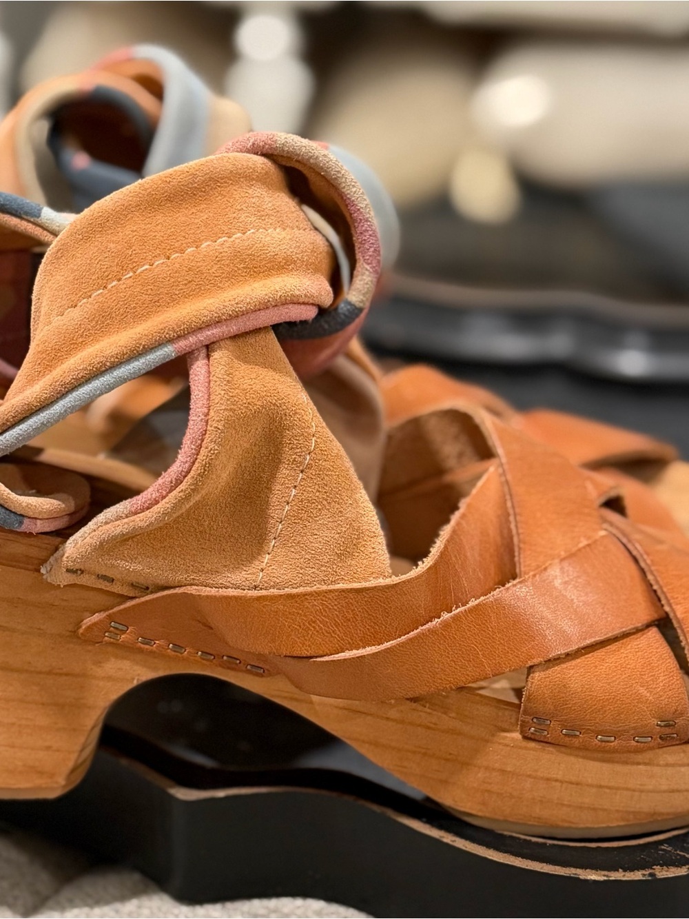 Free People Emmy Wrap Clogs 
Tan Suede & Leather Platform Sandals - Picture 3 of 12
